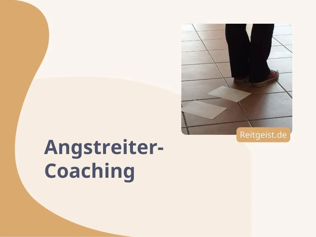Eine Person, die auf einem Fliesenboden steht und hinter ihr liegen 2 weiße Blätter Papier.