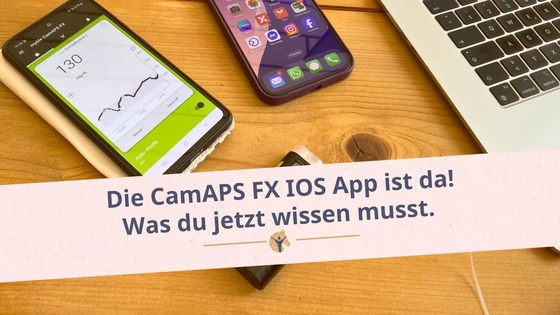 Bloggrafik: Zwei Smartphone, ein MacBook und eine Ypsopum auf einem Holztisch.